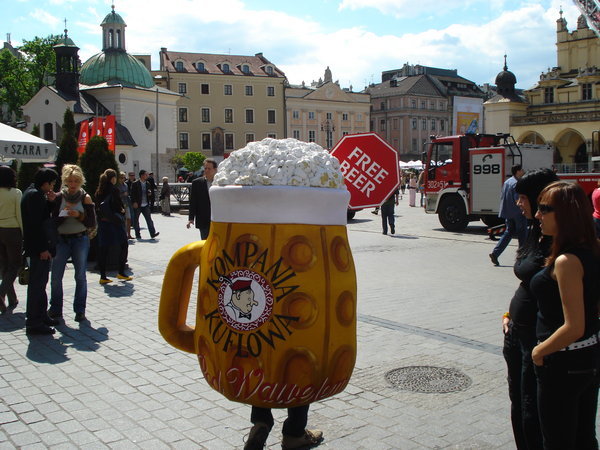 Krakow & Free Beer Walker - Awesome