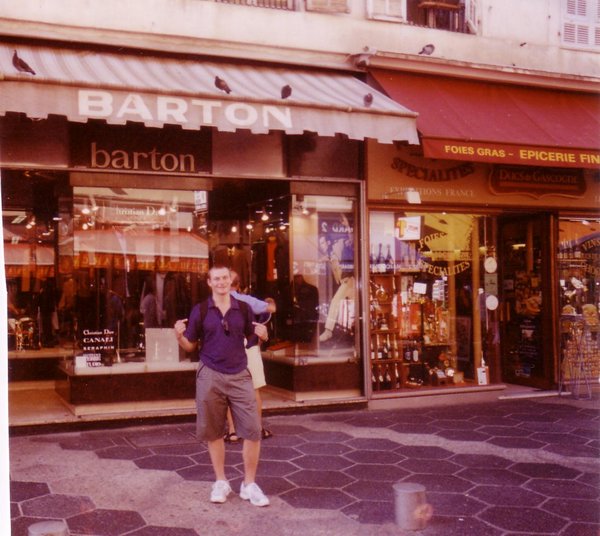 Barton Outside Barton Menswear - Nice, France