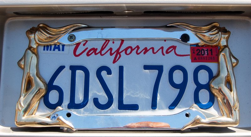 Naught California pimped plate