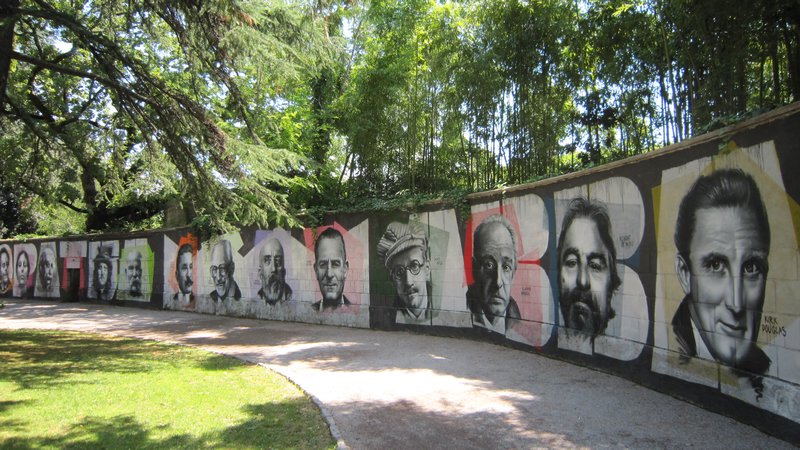 Mural of famous people to have visited Opatija