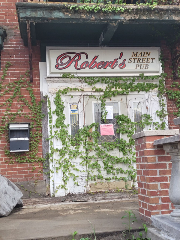Example of a condemned restaurant