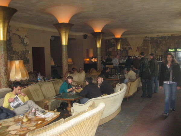 Cool Vintage Cafe
