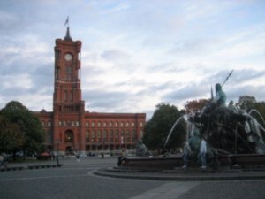 Town Hall & Neptune Fountain