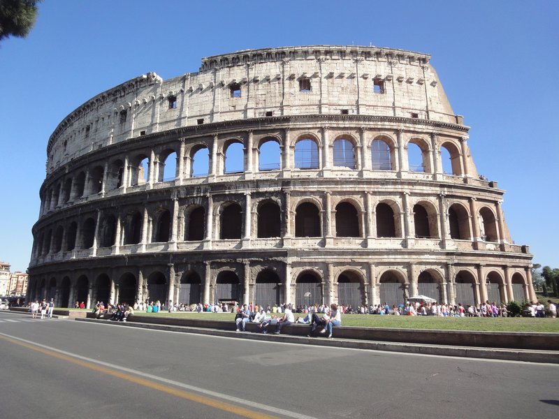 Standard Colosseum Pic