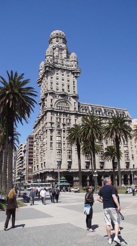 Plaza Independencia, Montevideo
