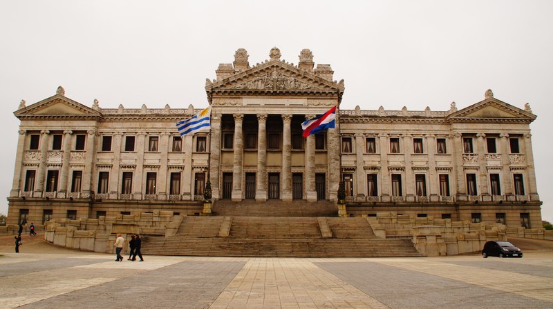 Palacio Legislativo, Montevideo