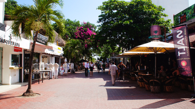 Quinta Avenida, Playa del Carmen