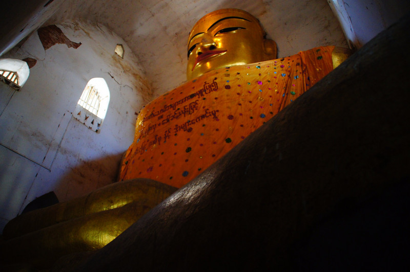 Buddha At Manuha Paya