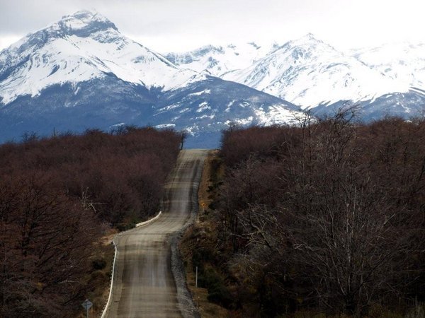 Roadtrip to Cueva del Milodon and NP Torres del Paine