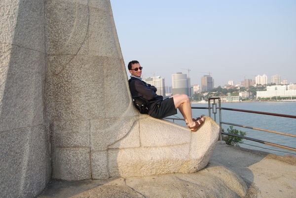 Craig Discovers that Zheng Chenggong had Big Shoes to Fill