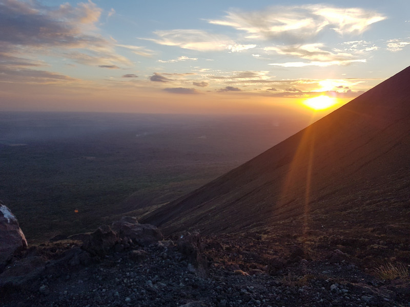En haut du volcan pour le coucher de soleil