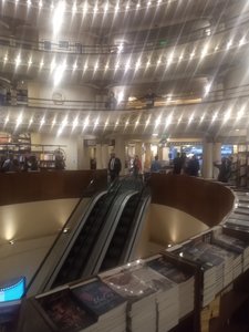 Bibliothèque d'un ancien théâtre d'opéra 