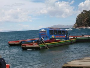 Bolivian style lake crossing - Boliviai to-atkeles