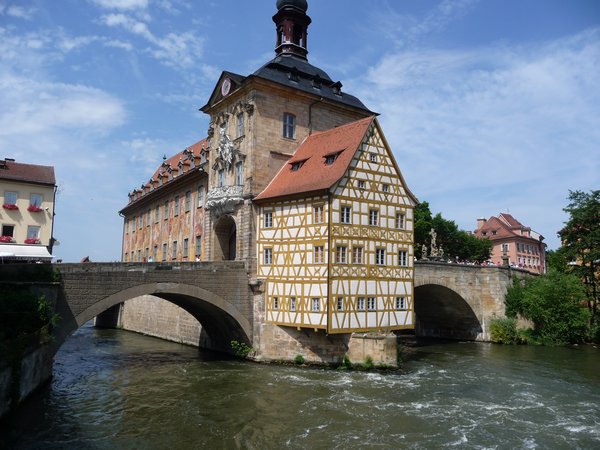 Rathaus in river