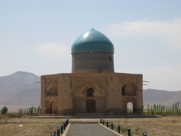 Mullah Hassan Kashi tomb near Oljeitu Mausoleum - Soltanyeh