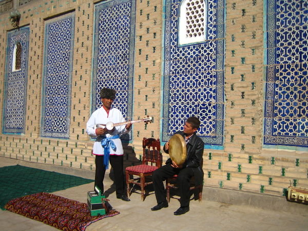Khiva - Music in the Tosh-Hovli Palace