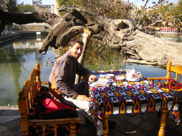Bukhara - Tea at the Lyabi-Hauz