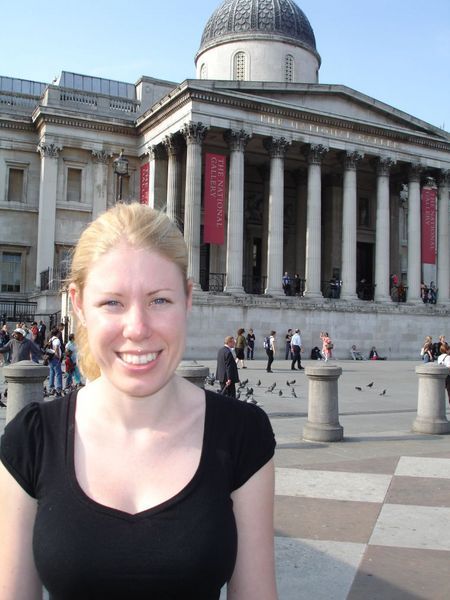 Rochelle outside the National Gallery