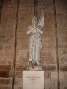 Sainte Jeanne D'Arc statue - inside Notre Dame