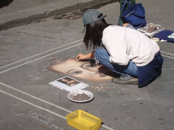 Sidewalk artist