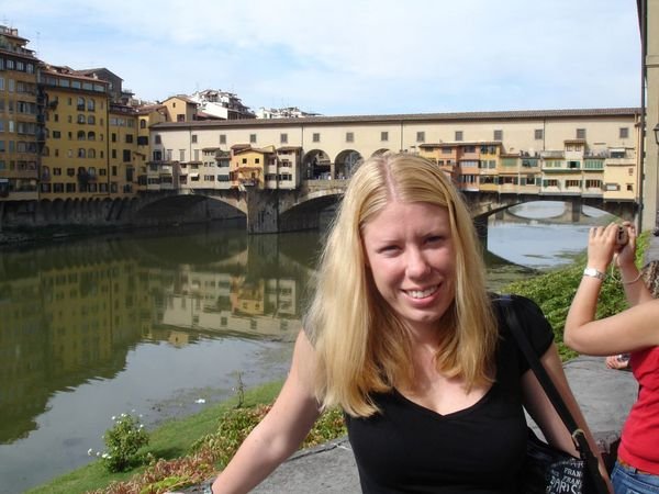 Rochelle in front of the Ponte Vecchio bridge