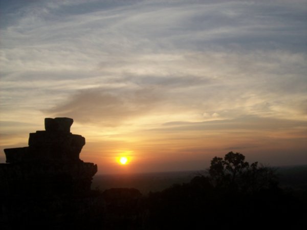 sunset Angkor