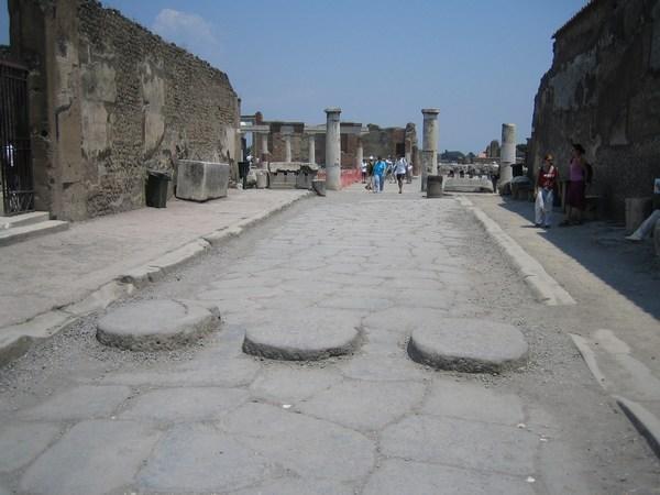 Pompeii Roads