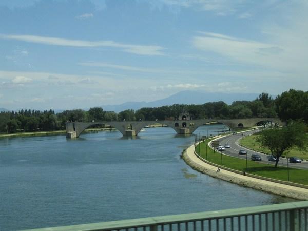 Sur La Pont d'Avignon