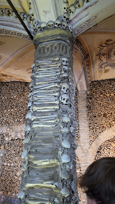 Bone decorated pillar