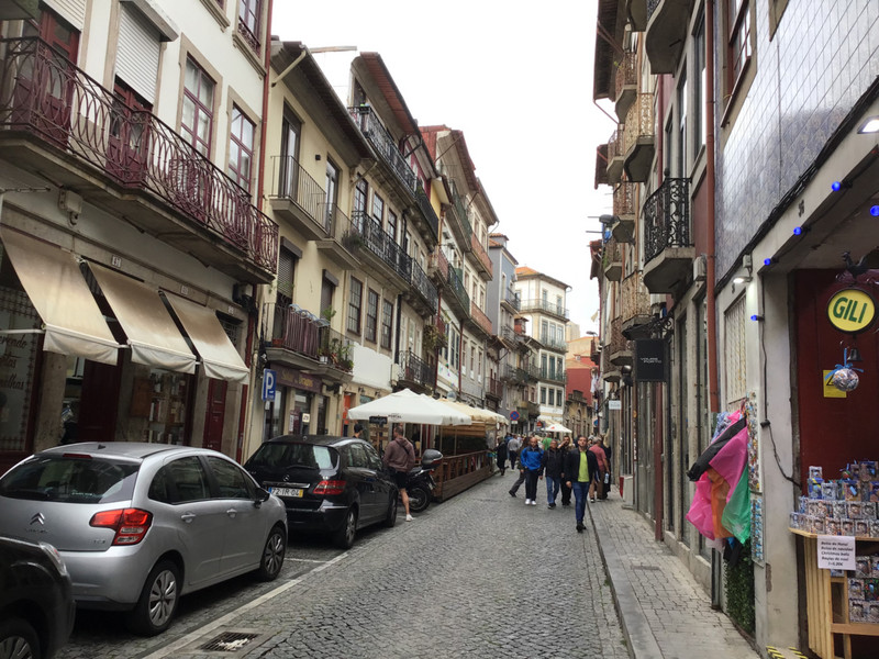 Street scene, Vila Nova de Gaia.