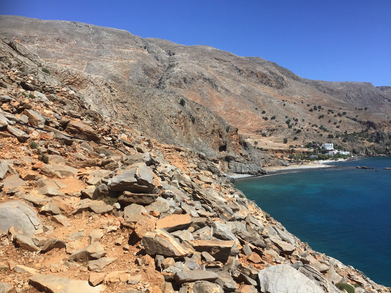 Along the cliffs to Loutro.