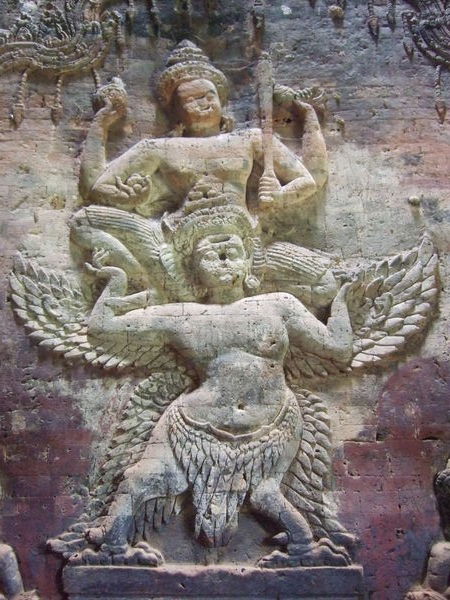 Religious carvings at Prasat Kravan