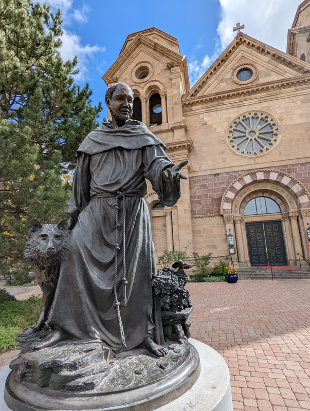 As you look at the Cathedral behind this statue of St Francis, notice that the towers don't have their spires. Apparently they ran out of money during construction, and nobody ever got around to adding the spires later on.
