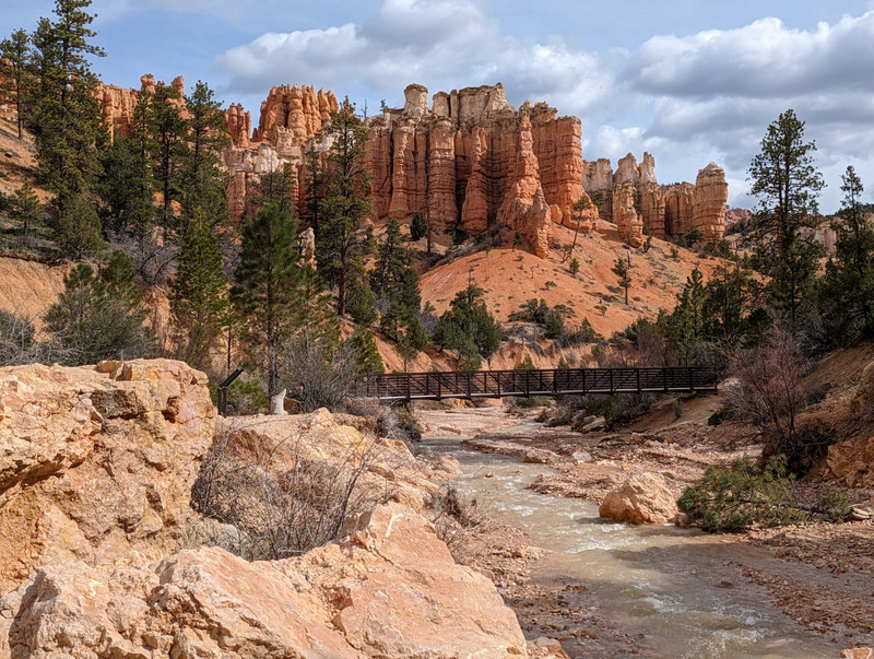 This hike looks a lot like Bryce Canyon.