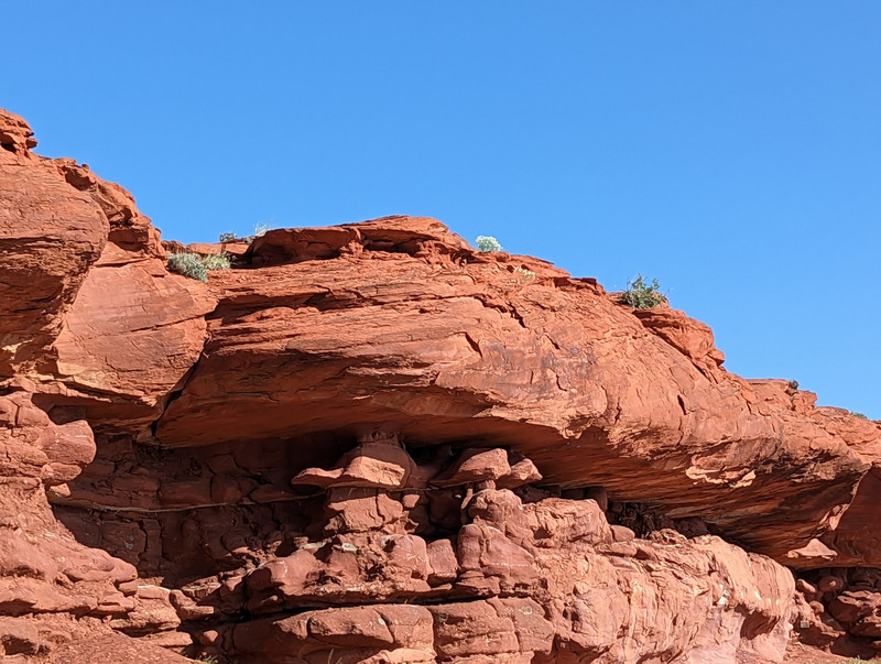 It was also full of the usual red cliffs.