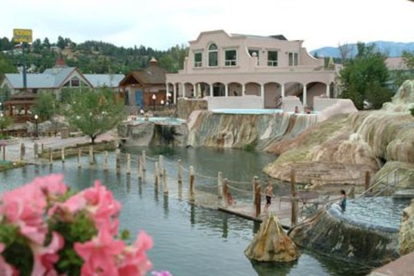 The Pagosa Springs Lodge & Pool