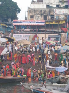 Crowded ghats on the Ganges 