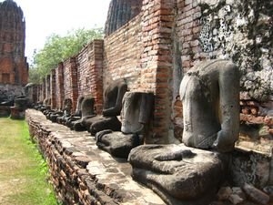 Headless buddhas