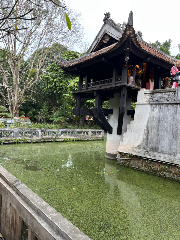 One stilt pagoda