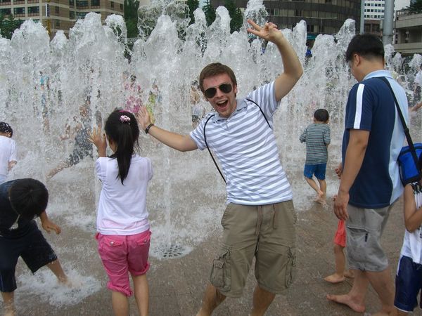 Smackin' Some Kid at the Fountain