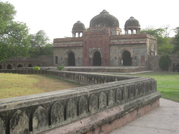 Mosque outside of Humayun's Tomb