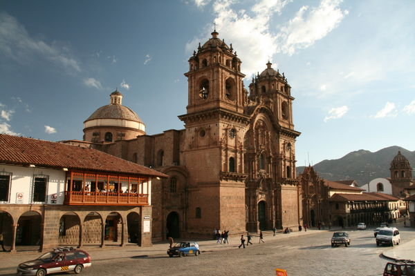Iglesia de la Compania de Jesus; Plaza de Armas, Cuzco
