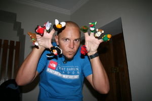 Just another drunk gringo playin with finger puppets...