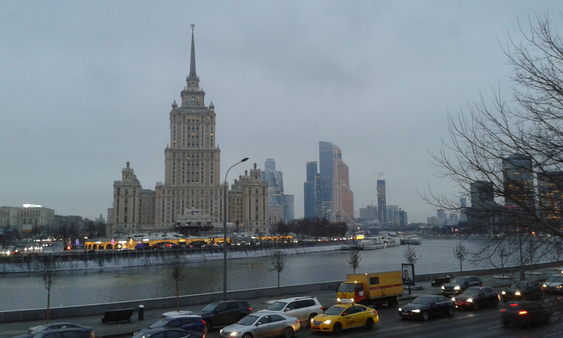 La Moscova, il grattacielo di Stalin e la citta' nuova sullo sfondo