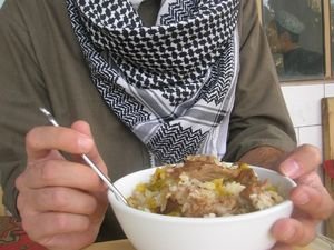 Piatto di gustoso riso uighuro