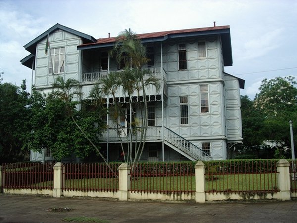 Maputo: Casa di Ferro (1892)