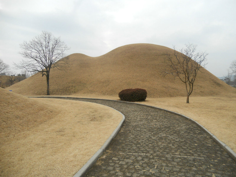 Gyeongju: le tombe dei re di Silla