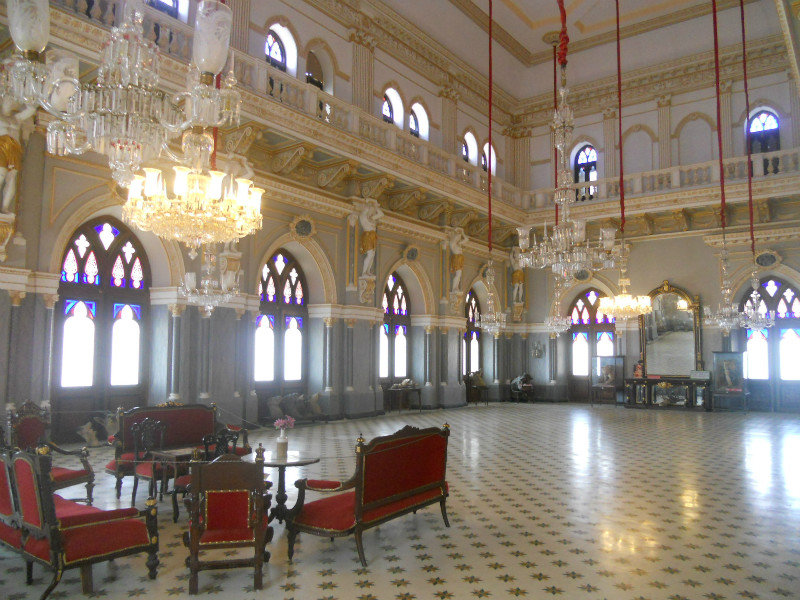 Bhuj: la sala delle udienza nel palazzo del maharaja
