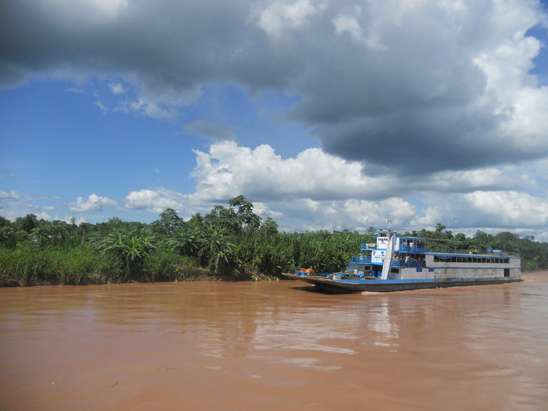 Navigazione lungo il Rio Huallaga