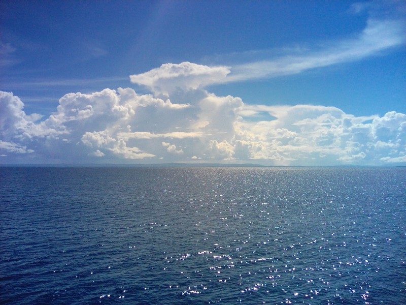 Splende il sole sui mari di Papua